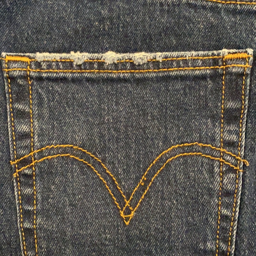 Levi's Ribcage Denim Shorts - Picture 9 of 14